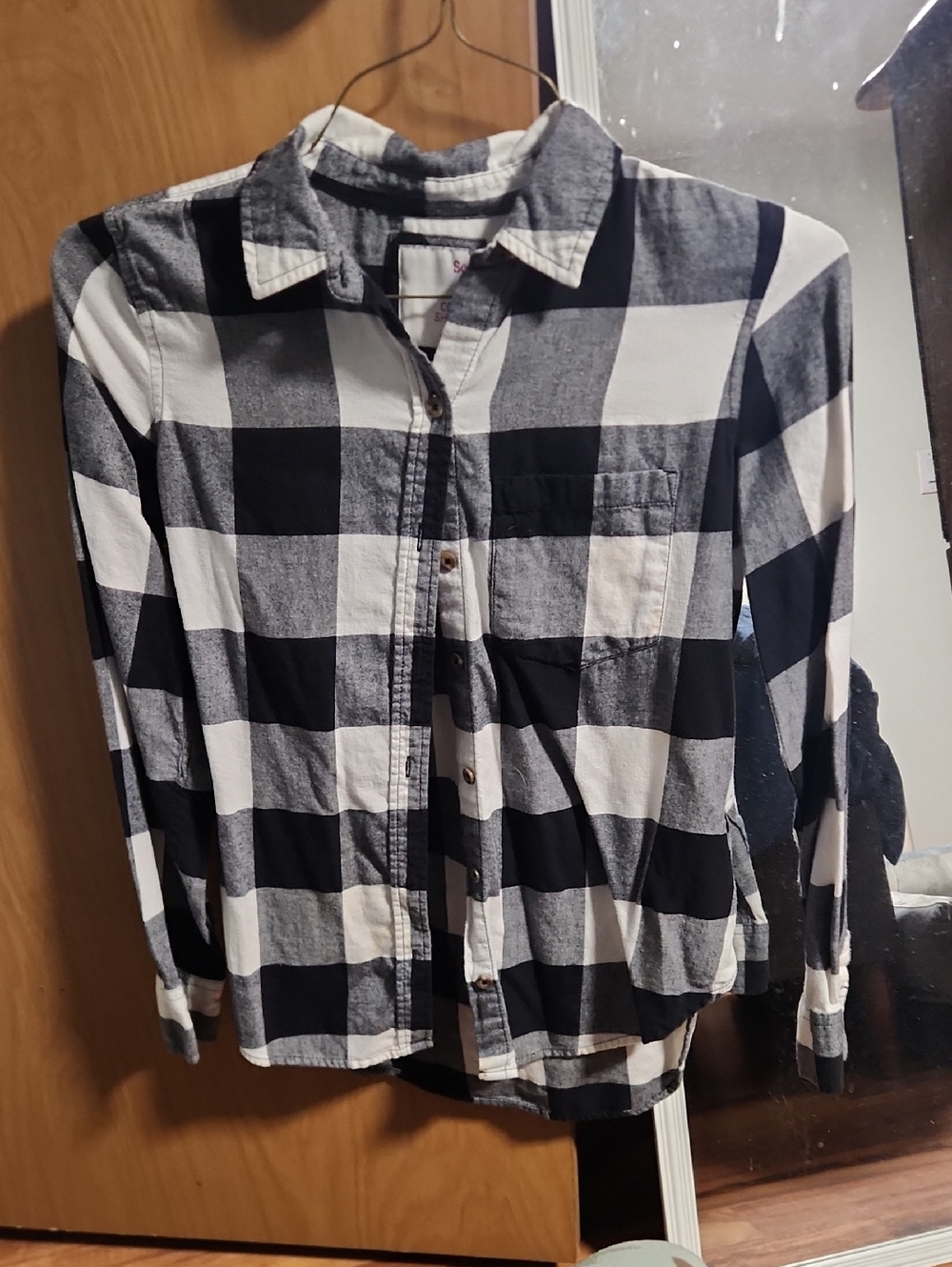 SO Black and White Check Plaid Button-Down Shirt - Men's
